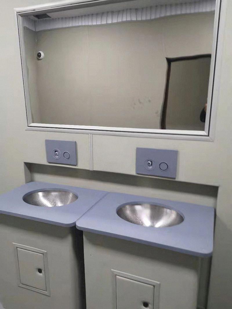 吊頂縫隙處理