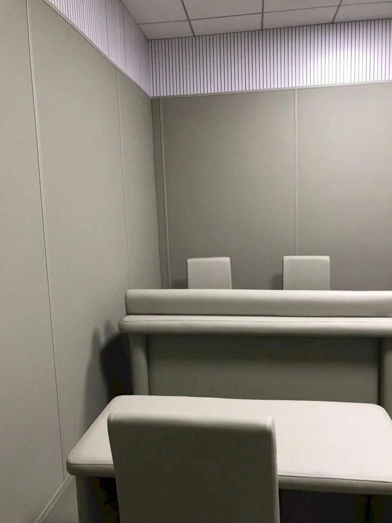 教堂吊頂吸音板安裝：打造寧?kù)o的宗教空間