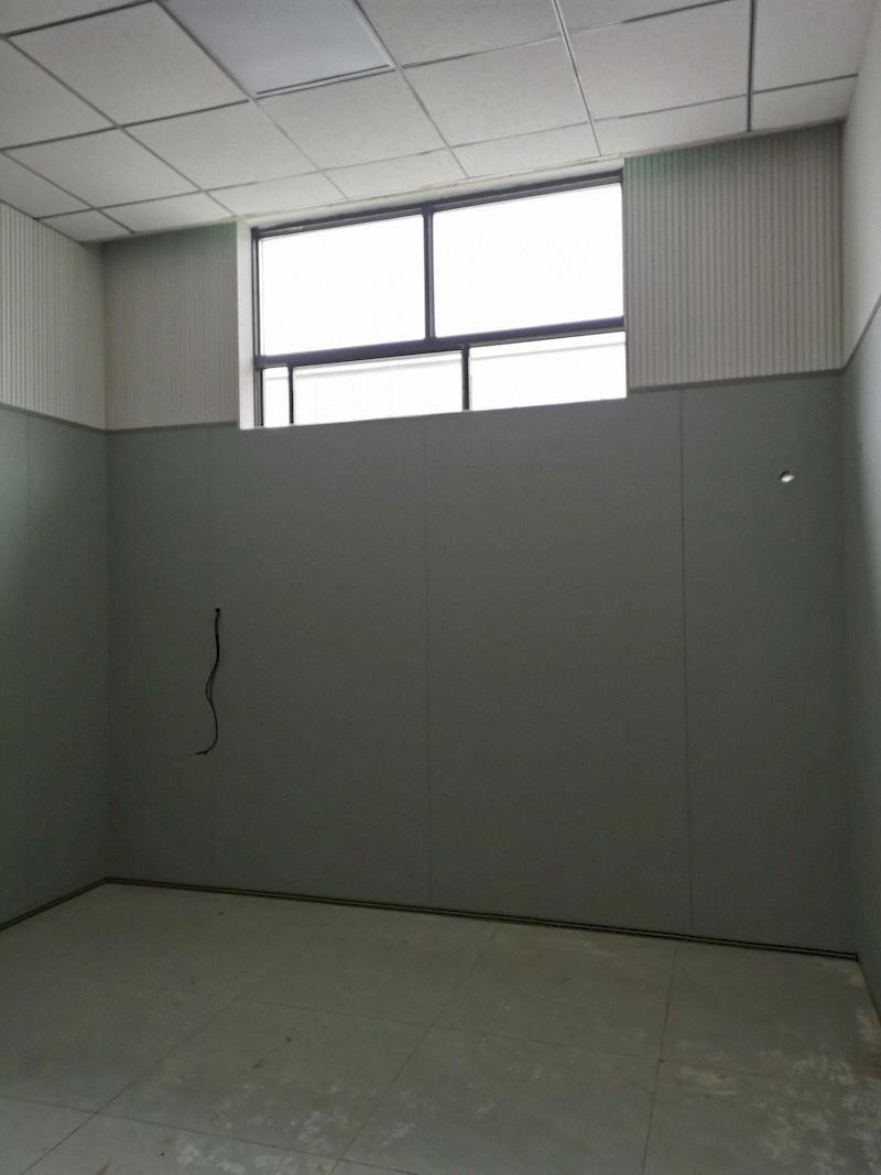 室內(nèi)籃球場軟包防撞墻貼